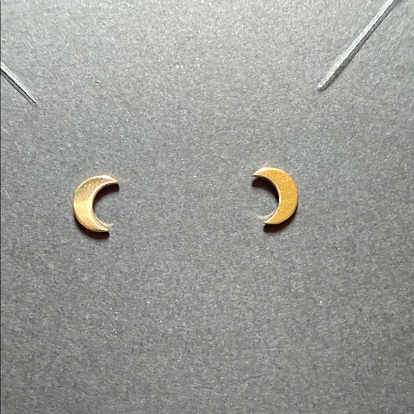 14k Gold Crescent Moon Stud Earrings - Unbranded - Picture 8 of 9
